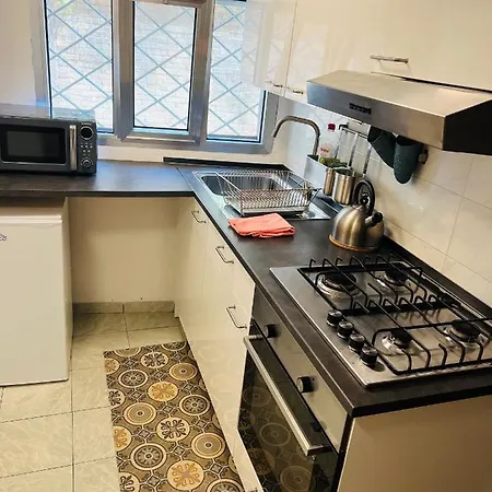 700mt To Station Venezia,free Parking, Shuttle Airport Via Napoli 71 Mestre