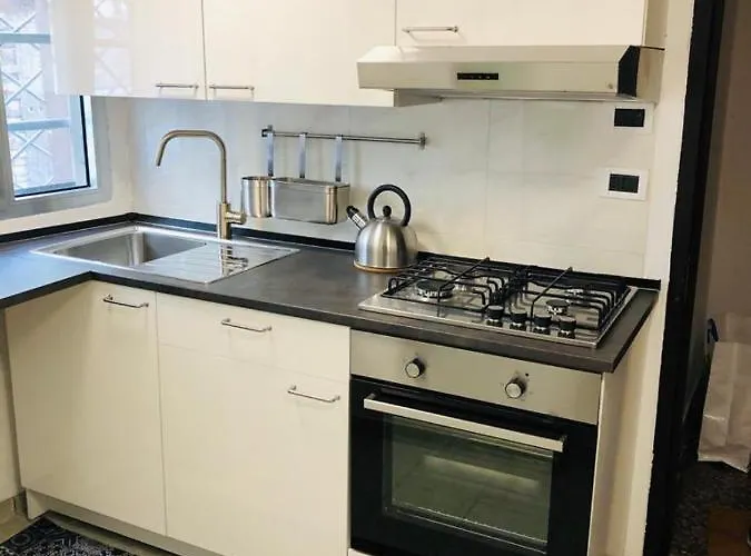 Appartement Venezia, 700mt To Station, Free Parking, Shuttle Airport, Train Station, Via Napoli 71